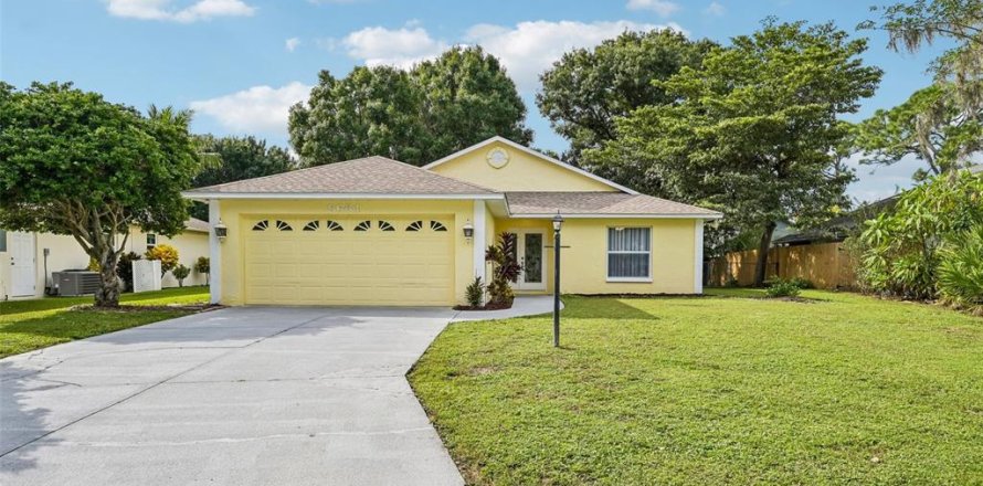 Villa ou maison à Sarasota, Floride 3 chambres, 125.42 m2 № 2399428