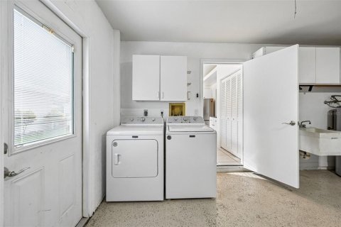 Villa ou maison à vendre à Sarasota, Floride: 3 chambres, 125.42 m2 № 2399428 - photo 20