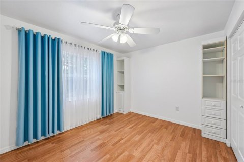 Villa ou maison à vendre à Sarasota, Floride: 3 chambres, 125.42 m2 № 2399428 - photo 25