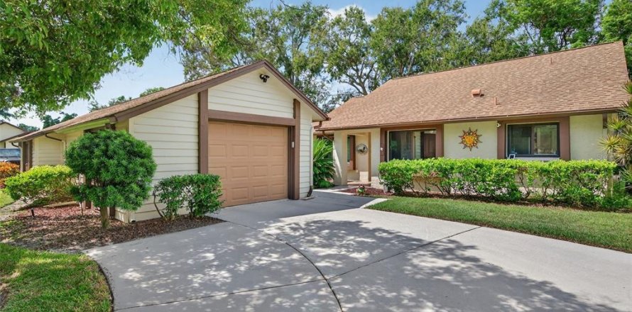 Villa ou maison à Clearwater, Floride 2 chambres, 121.61 m2 № 1903102