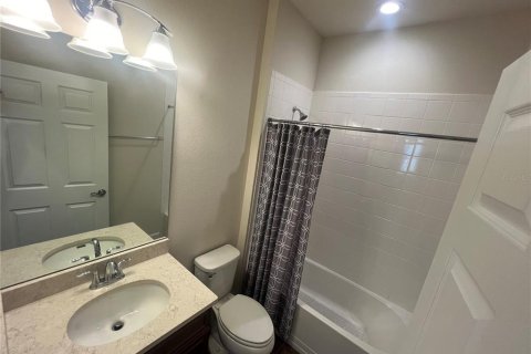 House in Englewood, Florida 3 bedrooms, 142.05 sq.m. № 1512903 - photo 30
