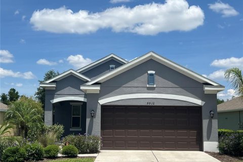 House in Englewood, Florida 3 bedrooms, 142.05 sq.m. № 1512903 - photo 1