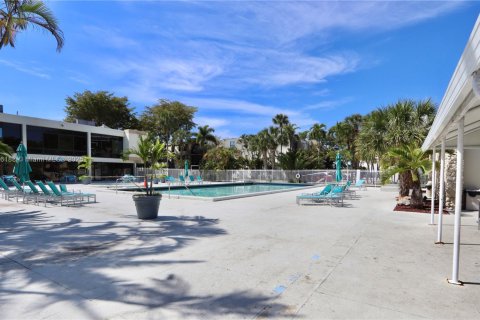 Touwnhouse à vendre à Aventura, Floride: 2 chambres, 104.98 m2 № 1700278 - photo 26
