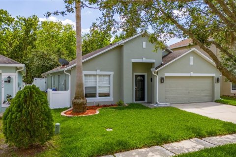 House in Kissimmee, Florida 4 bedrooms, 179.12 sq.m. № 1637534 - photo 11