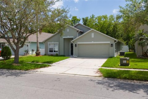 House in Kissimmee, Florida 4 bedrooms, 179.12 sq.m. № 1637534 - photo 15