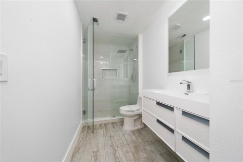 House in Kissimmee, Florida 4 bedrooms, 179.12 sq.m. № 1637534 - photo 5