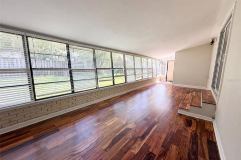 Villa ou maison à vendre à Tampa, Floride: 3 chambres, 137.12 m2 № 2227187 - photo 14
