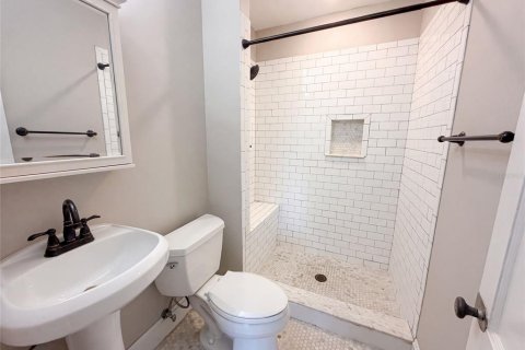 Villa ou maison à vendre à Tampa, Floride: 3 chambres, 137.12 m2 № 2227187 - photo 6