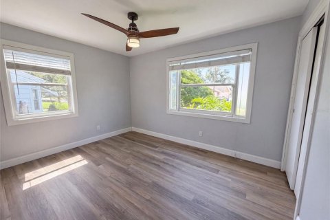 Villa ou maison à vendre à Tampa, Floride: 3 chambres, 137.12 m2 № 2227187 - photo 10