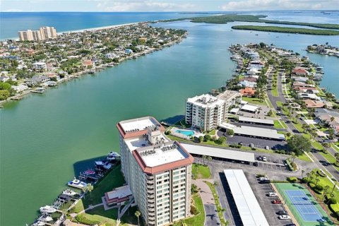 Condominio en venta en Clearwater, Florida, 2 dormitorios, 179.3 m2 № 2347726 - foto 28
