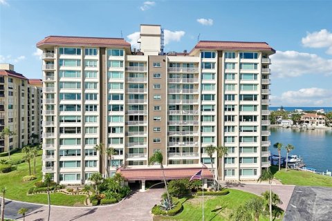 Condominio en Clearwater, Florida, 2 dormitorios  № 2347726
