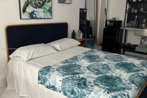 Купить виллу или дом в Помпано-Бич, Флорида 3 спальни, 76.55м2, № 1972839 - фото 8