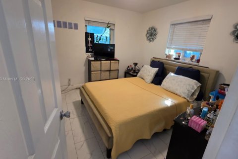 Купить виллу или дом в Помпано-Бич, Флорида 3 спальни, 76.55м2, № 1972839 - фото 3