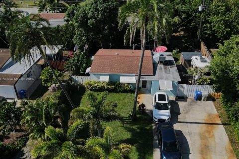 Купить виллу или дом в Помпано-Бич, Флорида 3 спальни, 76.55м2, № 1972839 - фото 23