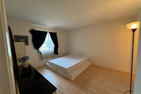 Casa en alquiler en Palm Harbor, Florida, 2 dormitorios, 95.69 m2 № 1824211 - foto 15