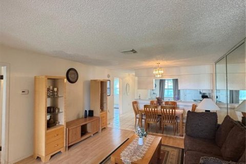 Casa en alquiler en Palm Harbor, Florida, 2 dormitorios, 95.69 m2 № 1824211 - foto 14