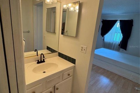 Casa en alquiler en Palm Harbor, Florida, 2 dormitorios, 95.69 m2 № 1824211 - foto 19