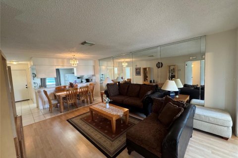 Casa en alquiler en Palm Harbor, Florida, 2 dormitorios, 95.69 m2 № 1824211 - foto 12