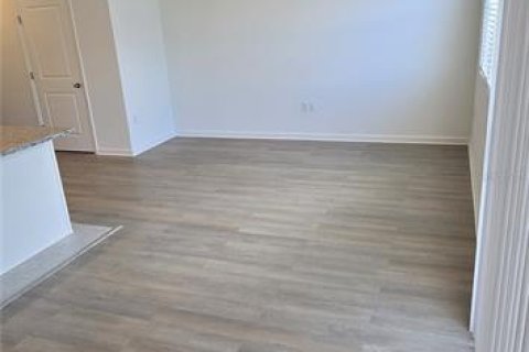 Touwnhouse à louer à Davenport, Floride: 3 chambres, 132.11 m2 № 1798037 - photo 13