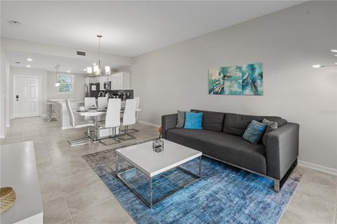 Condo in Kissimmee, Florida, 2 bedrooms  № 1745385 - photo 17
