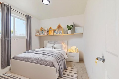 House in Miami, Florida 3 bedrooms, 124.86 sq.m. № 2041140 - photo 16