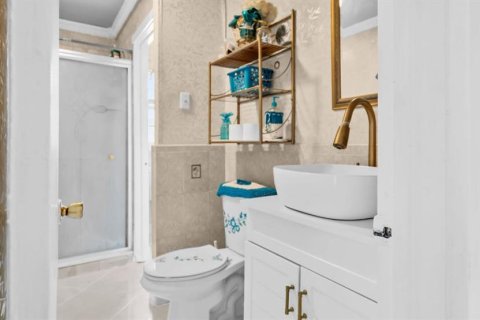 Villa ou maison à vendre à Orlando, Floride: 4 chambres, 116.13 m2 № 2388584 - photo 11