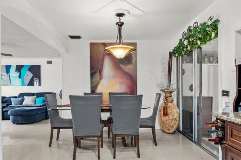 Villa ou maison à vendre à Orlando, Floride: 4 chambres, 116.13 m2 № 2388584 - photo 8