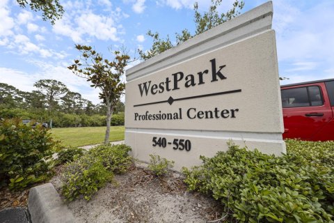 Propiedad comercial en venta en Port St. Lucie, Florida № 2188644 - foto 2