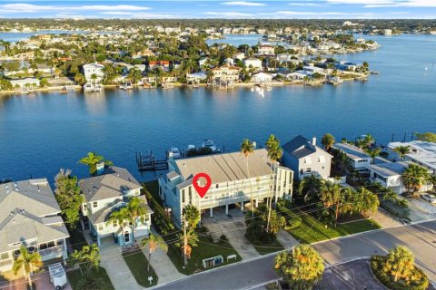 Copropriété à louer à Indian Rocks Beach, Floride: 2 chambres, 101.26 m2 № 2109452 - photo 15