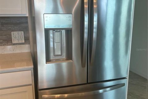 Condominio en alquiler en Bradenton, Florida, 2 dormitorios, 114.46 m2 № 1916501 - foto 12