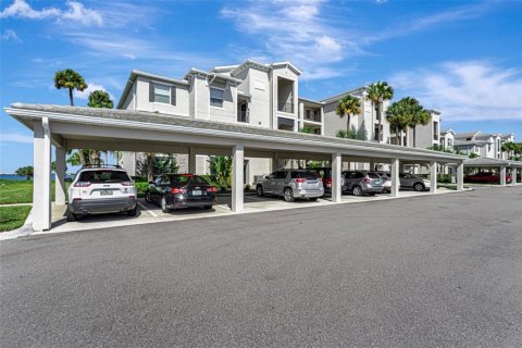 Condo in Bradenton, Florida, 2 bedrooms  № 1916501 - photo 30