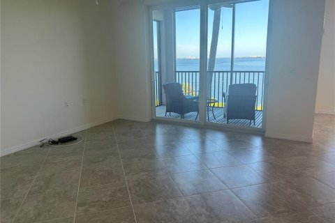Condo in Bradenton, Florida, 2 bedrooms  № 1916501 - photo 4