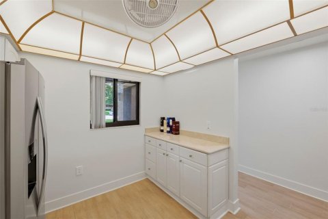 Condo in Clearwater, Florida, 2 bedrooms  № 2370762 - photo 14