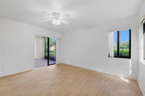 Condo in Clearwater, Florida, 2 bedrooms  № 2370762 - photo 5