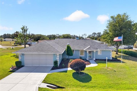 Casa en Ocala, Florida 3 dormitorios, 161.65 m2 № 2129509