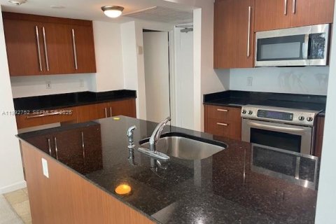 Copropriété à louer à Bal Harbour, Floride: 1 chambre, 83.24 m2 № 2055787 - photo 7