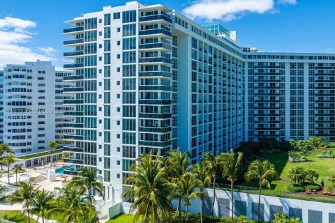Copropriété à louer à Bal Harbour, Floride: 1 chambre, 83.24 m2 № 2055787 - photo 14