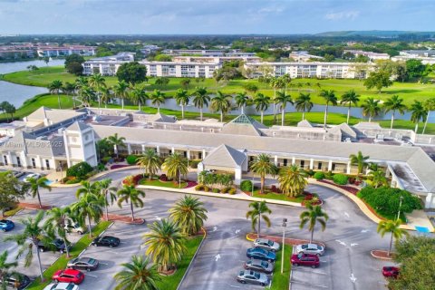 Condo in Coconut Creek, Florida, 2 bedrooms  № 1708755 - photo 30