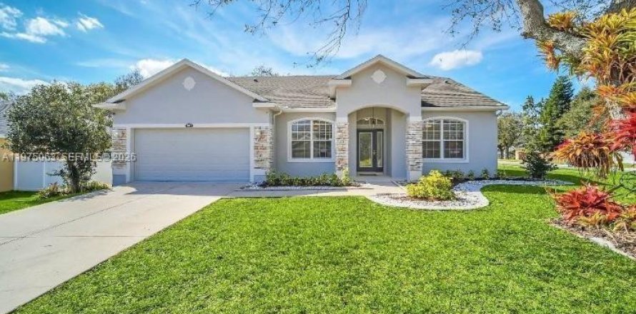 House in Clermont, Florida 4 bedrooms, 222.97 sq.m. № 2036281