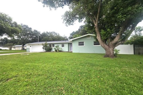 House in Lakeland, Florida 3 bedrooms, 131.74 sq.m. № 1901953 - photo 3