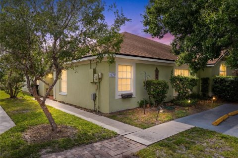 Touwnhouse à vendre à Kissimmee, Floride: 3 chambres, 148.92 m2 № 2211090 - photo 15
