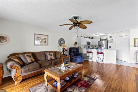 Touwnhouse à vendre à Kissimmee, Floride: 3 chambres, 148.92 m2 № 2211090 - photo 24
