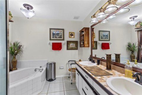 Touwnhouse à vendre à Kissimmee, Floride: 3 chambres, 148.92 m2 № 2211090 - photo 7