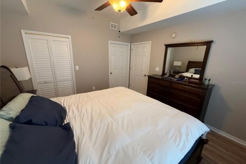 Condo in Tampa, Florida, 1 bedroom  № 2093571 - photo 9