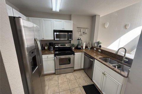Condo in Tampa, Florida, 1 bedroom  № 2093571 - photo 5