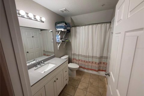 Condo in Tampa, Florida, 1 bedroom  № 2093571 - photo 10