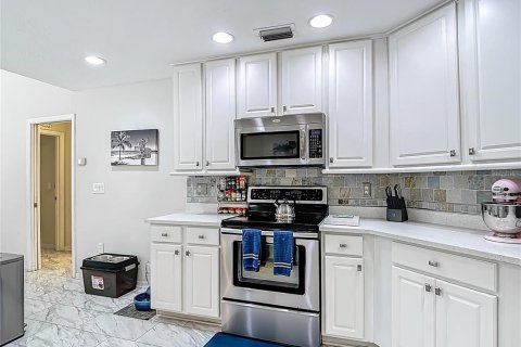Villa ou maison à vendre à Lutz, Floride: 4 chambres, 233.65 m2 № 1758142 - photo 25