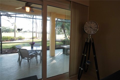 Купить виллу или дом в Порт-Сент-Луси, Флорида 2 спальни, 196.3м2, № 2007975 - фото 30