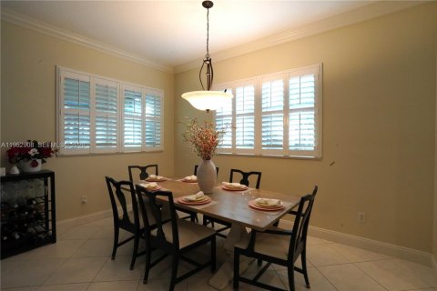 Купить виллу или дом в Порт-Сент-Луси, Флорида 2 спальни, 196.3м2, № 2007975 - фото 15