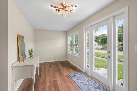 Villa ou maison à vendre à Punta Gorda, Floride: 2 chambres, 99.31 m2 № 2313494 - photo 10